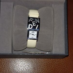 Fendi 5500L Dual Face Watch